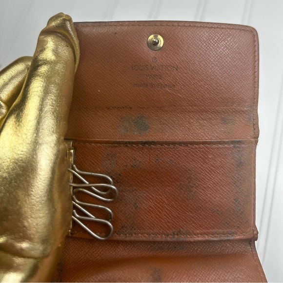 Louis Vuitton Monogram 4 Key Ring Holder Wallet Case - Picture 12 of 12